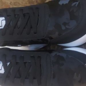 Sneaker wedge